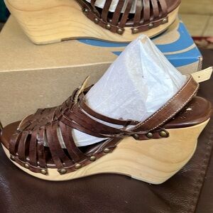 Bed Stu Cobbler Series Women’s Hurache Wedge in Brown Sz 7.5 to 8. Sz 38
